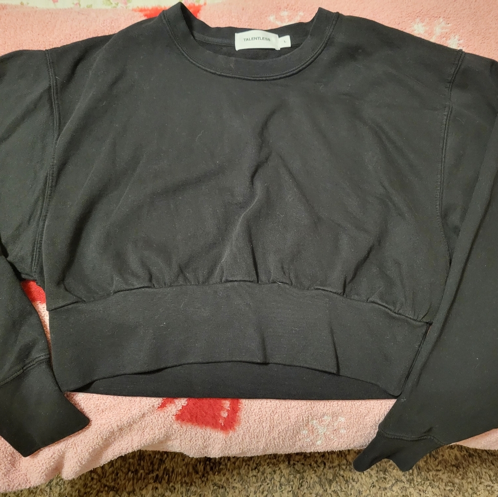 Talentless Cropped Sweatshirt